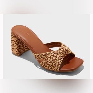 Universal Thread Alliyah Raffia Strappy Knot Sandal Heels, Size 8, New in Box